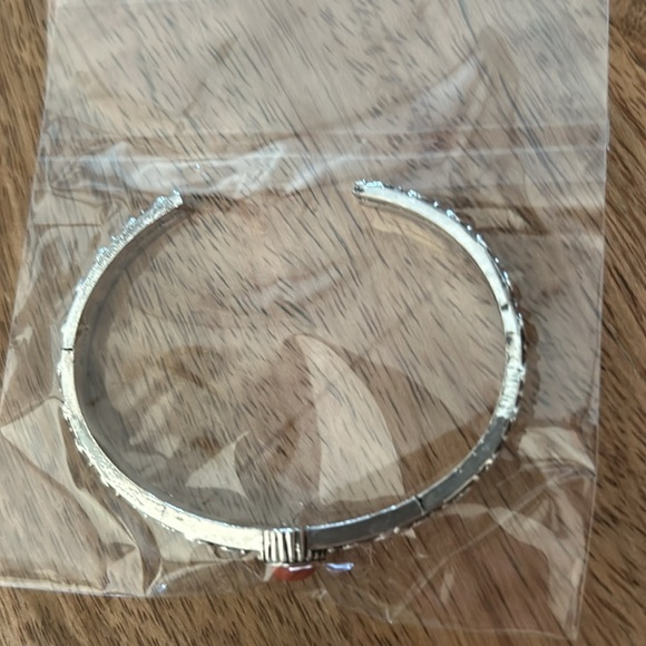 NWOT Elegant Silver Bracelet with Burnt Orange Stone - Picture 3 of 3